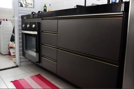 Apartamento à venda com 56m², 1 quarto e 1 vaga Apartamento à venda com 56m², 1 quarto e 1 vagaDetalhe - Cozinha Americana
