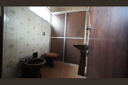 Casa à venda com 199m², 3 quartos e 4 vagasBanheiro Social 