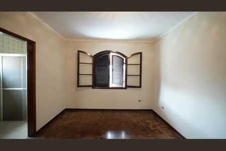 Casa à venda com 199m², 3 quartos e 4 vagasQuarto Suíte