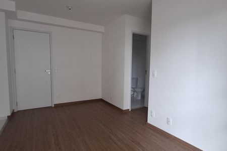 Sala de apartamento para alugar com 1 quarto, 37m² em Santa Terezinha, Santo André