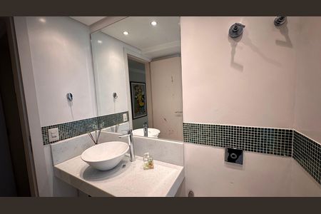 Apartamento à venda com 130m², 2 quartos e 2 vagas