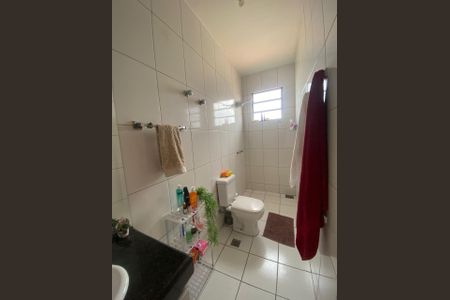 Apartamento à venda com 168m², 4 quartos e 2 vagasBanheiro 