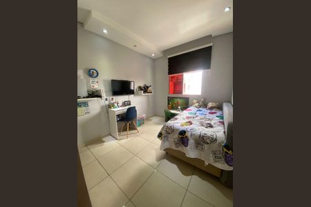 Apartamento à venda com 168m², 4 quartos e 2 vagasQuarto