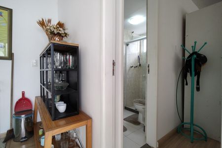 Casa de condomínio à venda com 116m², 3 quartos e 1 vagaHall social
