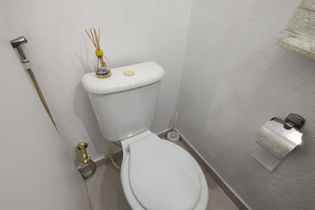 Casa de condomínio à venda com 116m², 3 quartos e 1 vagaLavabo