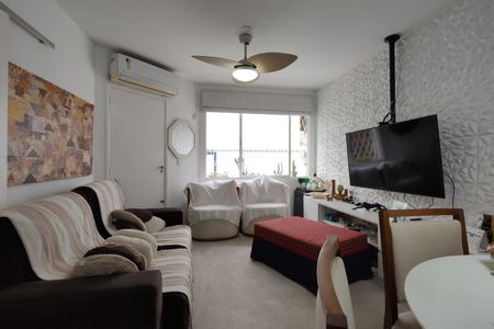 Sala de casa de condomínio à venda com 3 quartos, 116m² em Pechincha, Rio de Janeiro