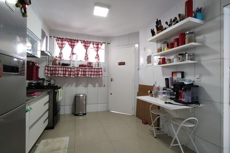 Casa de condomínio à venda com 116m², 3 quartos e 1 vagaCozinha - Armários