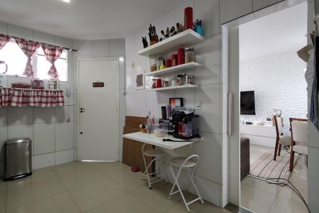 Casa de condomínio à venda com 116m², 3 quartos e 1 vagaCozinha - Armários
