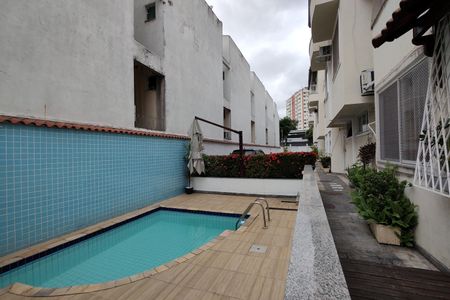 Casa de condomínio à venda com 116m², 3 quartos e 1 vagaÁrea comum - Piscina