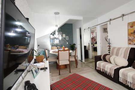 Casa de condomínio à venda com 116m², 3 quartos e 1 vagaSala