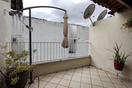Casa de condomínio à venda com 116m², 3 quartos e 1 vagaTerraço
