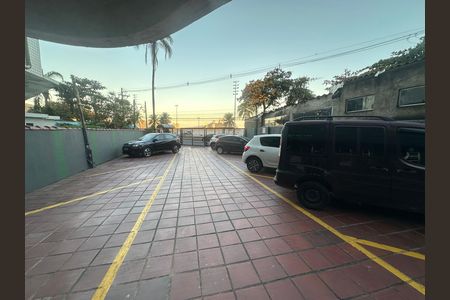 Garagem de apartamento para alugar com 1 quarto, 60m² em Centro, São Vicente