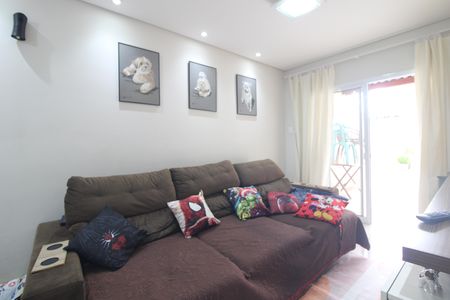 Sala de casa de condomínio à venda com 3 quartos, 90m² em Rio Bonito, São Paulo