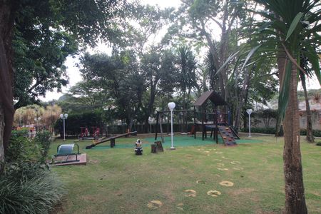 Casa de condomínio à venda com 90m², 3 quartos e 2 vagasÁrea comum - Playground