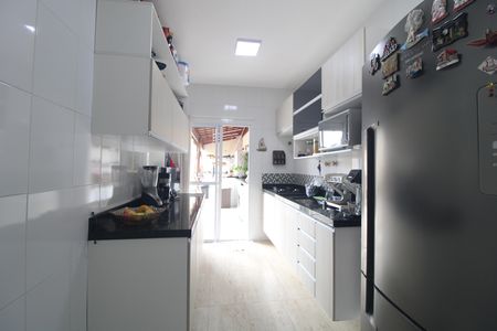 Casa de condomínio à venda com 90m², 3 quartos e 2 vagasCozinha