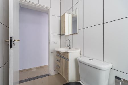 Apartamento para alugar com 58m², 2 quartos e sem vagaBanheiro