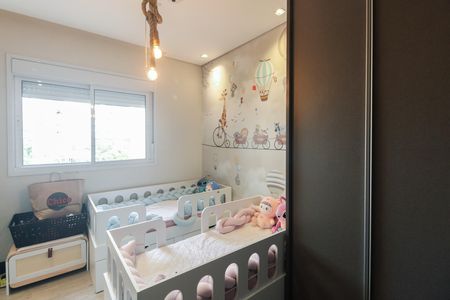 Apartamento à venda com 242m², 4 quartos e 4 vagas Apartamento à venda com 242m², 4 quartos e 4 vagasSuíte 1