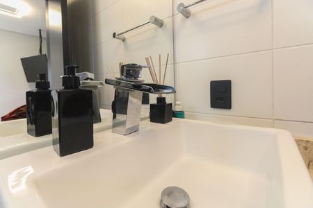 Apartamento à venda com 242m², 4 quartos e 4 vagas Apartamento à venda com 242m², 4 quartos e 4 vagasBanheiro Suíte 4