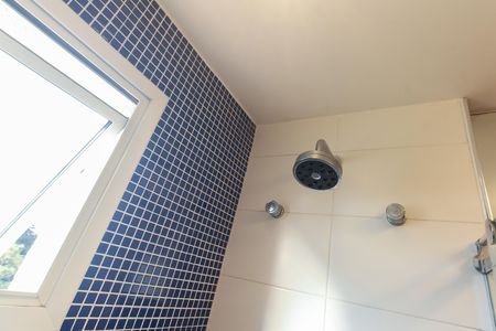 Apartamento à venda com 242m², 4 quartos e 4 vagas Apartamento à venda com 242m², 4 quartos e 4 vagasBanheiro Suíte 4