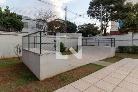 Apartamento à venda com 242m², 4 quartos e 4 vagas Apartamento à venda com 242m², 4 quartos e 4 vagasÁrea Comum