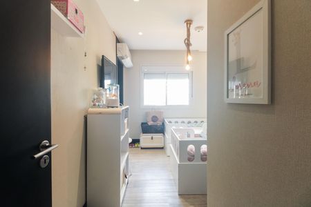 Apartamento à venda com 242m², 4 quartos e 4 vagas Apartamento à venda com 242m², 4 quartos e 4 vagasSuíte 1