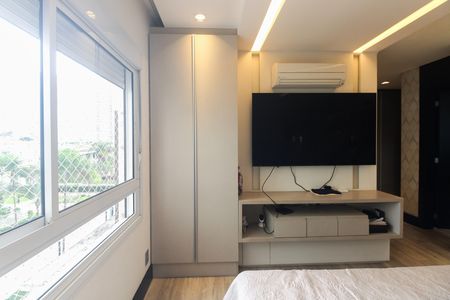 Apartamento à venda com 242m², 4 quartos e 4 vagas Apartamento à venda com 242m², 4 quartos e 4 vagasSuíte 2