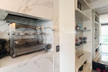 Apartamento à venda com 242m², 4 quartos e 4 vagas Apartamento à venda com 242m², 4 quartos e 4 vagasVaranda Gourmet