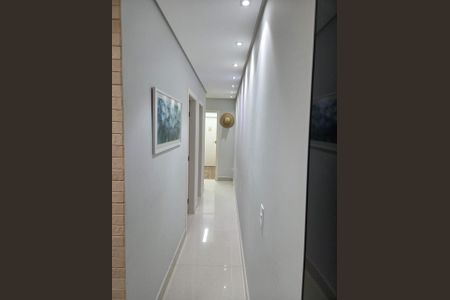 Apartamento à venda com 70m², 3 quartos e 2 vagas Apartamento à venda com 70m², 3 quartos e 2 vagasCorredor