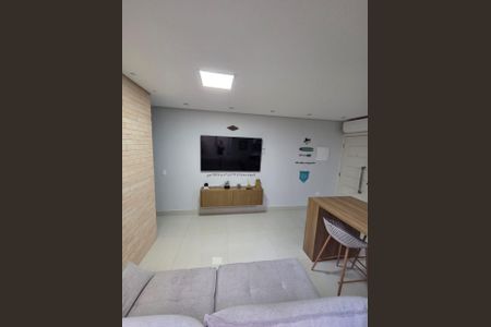 Sala de apartamento à venda com 3 quartos, 70m² em Vila Santa Teresa, Santo André