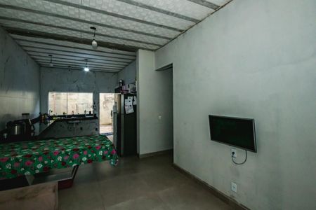 Casa para alugar com 3 quartos, 160m² em Floramar, Belo Horizonte