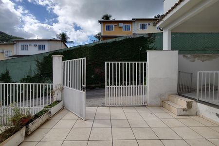 Casa de condomínio para alugar com 173m², 2 quartos e 2 vagas Casa de condomínio para alugar com 173m², 2 quartos e 2 vagasGaragem