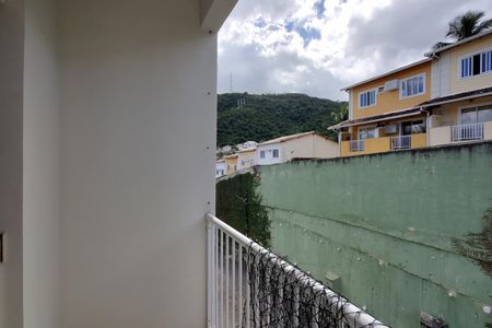 Casa de condomínio para alugar com 173m², 2 quartos e 2 vagas Casa de condomínio para alugar com 173m², 2 quartos e 2 vagasVaranda do Quarto Suíte