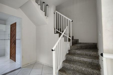 Casa de condomínio para alugar com 173m², 2 quartos e 2 vagas Casa de condomínio para alugar com 173m², 2 quartos e 2 vagasSala