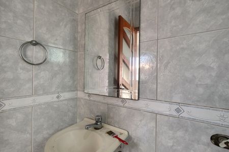 Casa de condomínio para alugar com 173m², 2 quartos e 2 vagas Casa de condomínio para alugar com 173m², 2 quartos e 2 vagasBanheiro da Suíte 2