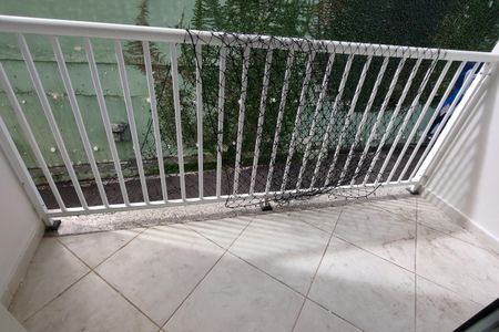 Casa de condomínio para alugar com 173m², 2 quartos e 2 vagas Casa de condomínio para alugar com 173m², 2 quartos e 2 vagasVaranda do Quarto Suíte