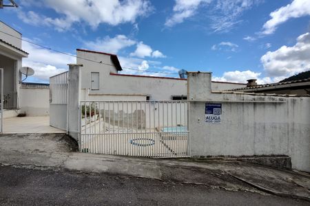 Casa de condomínio para alugar com 173m², 2 quartos e 2 vagas Casa de condomínio para alugar com 173m², 2 quartos e 2 vagasFachada