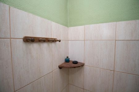 Casa para alugar com 80m², 2 quartos e 1 vaga Casa para alugar com 80m², 2 quartos e 1 vagaBanheiro