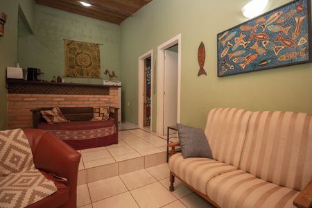 Casa para alugar com 80m², 2 quartos e 1 vaga Casa para alugar com 80m², 2 quartos e 1 vagaSala