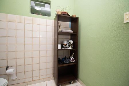 Casa para alugar com 80m², 2 quartos e 1 vaga Casa para alugar com 80m², 2 quartos e 1 vagaBanheiro