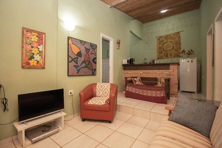 Casa para alugar com 80m², 2 quartos e 1 vaga Casa para alugar com 80m², 2 quartos e 1 vagaSala