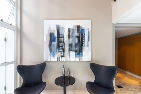 Apartamento à venda com 119m², 2 quartos e 2 vagas Apartamento à venda com 119m², 2 quartos e 2 vagasHall de entrada