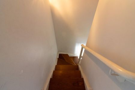 Apartamento à venda com 119m², 2 quartos e 2 vagas Apartamento à venda com 119m², 2 quartos e 2 vagasEscadas