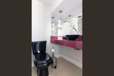 Apartamento à venda com 119m², 2 quartos e 2 vagas Apartamento à venda com 119m², 2 quartos e 2 vagasLavabo