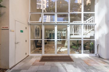Apartamento à venda com 119m², 2 quartos e 2 vagas Apartamento à venda com 119m², 2 quartos e 2 vagasEntrada