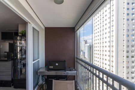 Apartamento à venda com 119m², 2 quartos e 2 vagas Apartamento à venda com 119m², 2 quartos e 2 vagasVaranda da Sala