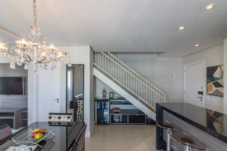 Apartamento à venda com 119m², 2 quartos e 2 vagas Apartamento à venda com 119m², 2 quartos e 2 vagasSala