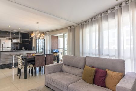 Apartamento à venda com 119m², 2 quartos e 2 vagas Apartamento à venda com 119m², 2 quartos e 2 vagasSala