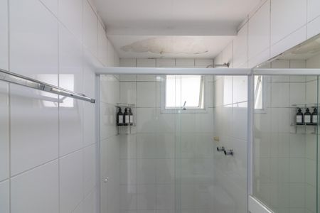 Apartamento à venda com 119m², 2 quartos e 2 vagas Apartamento à venda com 119m², 2 quartos e 2 vagasBanheiro da Suíte 2