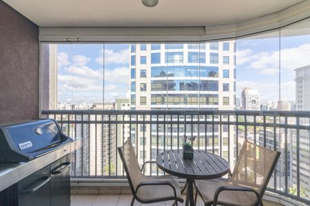 Apartamento à venda com 119m², 2 quartos e 2 vagas Apartamento à venda com 119m², 2 quartos e 2 vagasVaranda da Sala