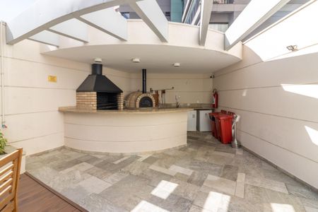 Apartamento à venda com 119m², 2 quartos e 2 vagas Apartamento à venda com 119m², 2 quartos e 2 vagasÁrea comum - Churrasqueira